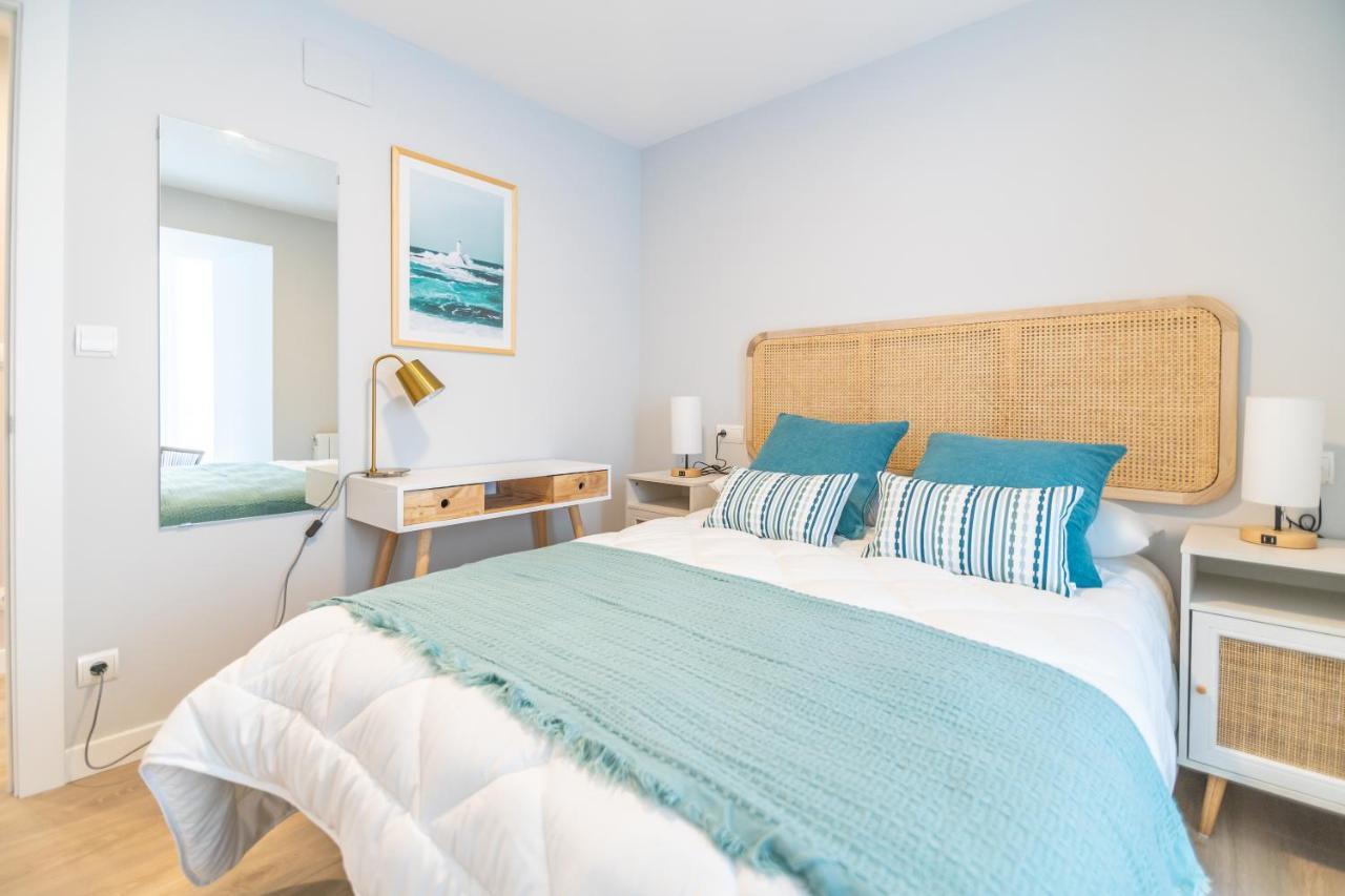 Villa Marta - Apartamentos Centricos Junto Al Mar カストロ・ウルディアレス エクステリア 写真