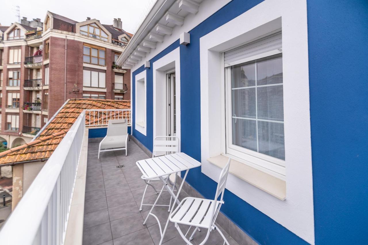 Villa Marta - Apartamentos Centricos Junto Al Mar カストロ・ウルディアレス エクステリア 写真