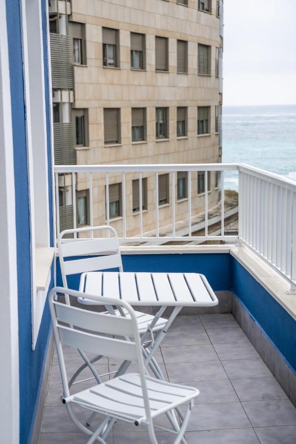 Villa Marta - Apartamentos Centricos Junto Al Mar カストロ・ウルディアレス エクステリア 写真